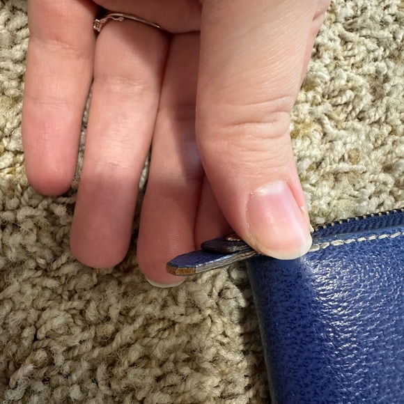 Kate Spade Blue Wallet - Picture 4 of 16